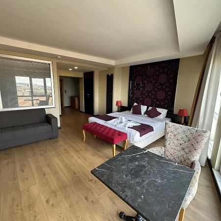 Budget Friendly Rooms Taksim Istambul Exterior foto